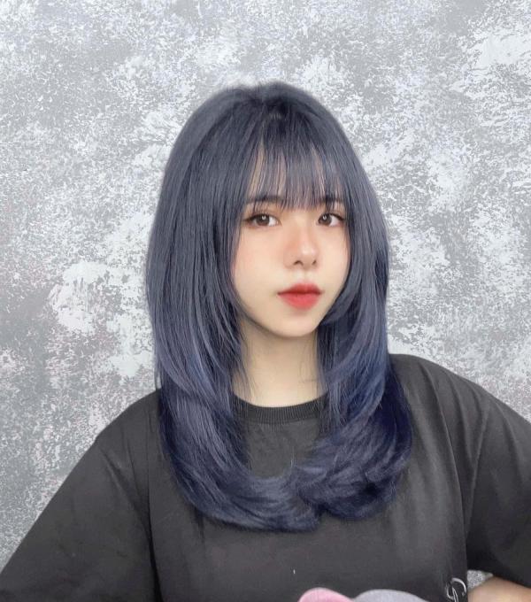 Nhuộm ánh tím xanh trendy 